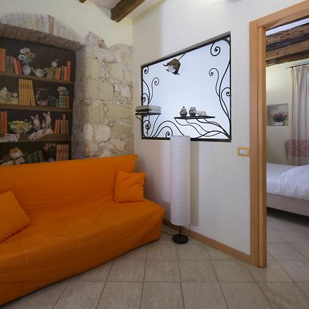 Casa Stampaxi Apartment กาญารี ภายนอก รูปภาพ